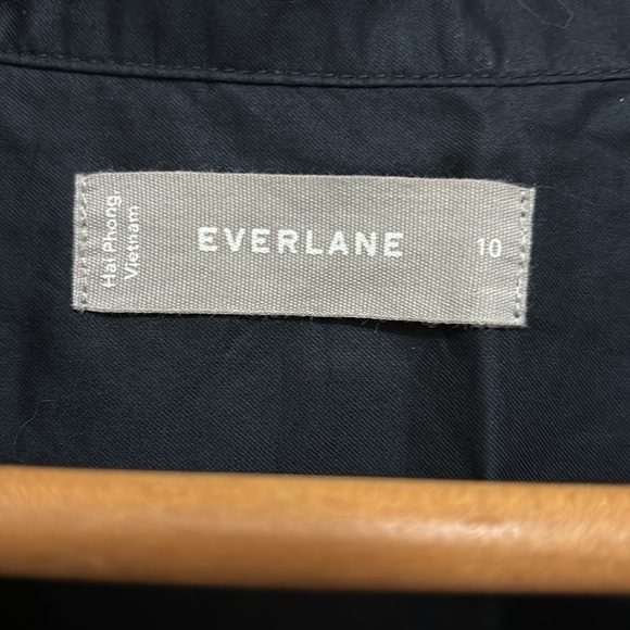 Everlane The Relaxed Oxford Shirt - Picture 2 of 6